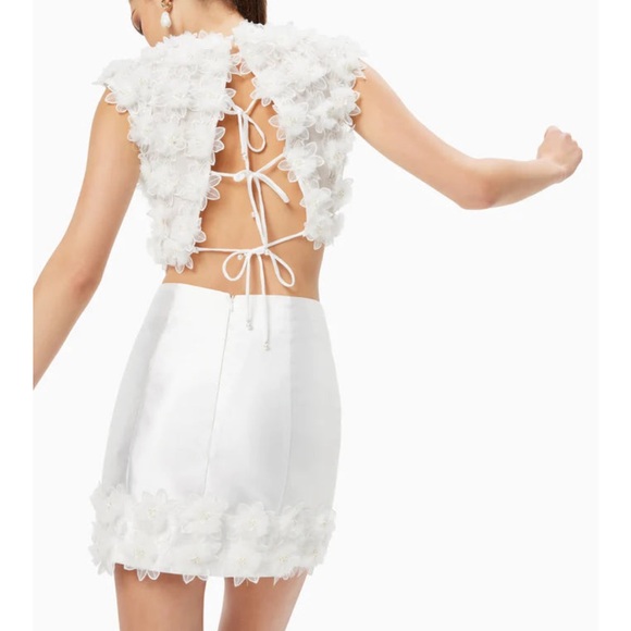 Elliatt ivory lotus two piece set - perfect for brides - never worn NWT - Picture 2 of 3